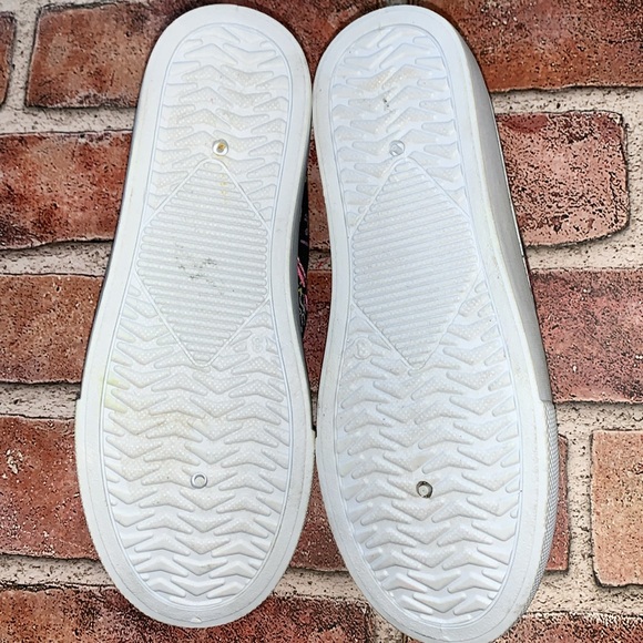 Girls slip on sneakers. Size 3 - Picture 8 of 8